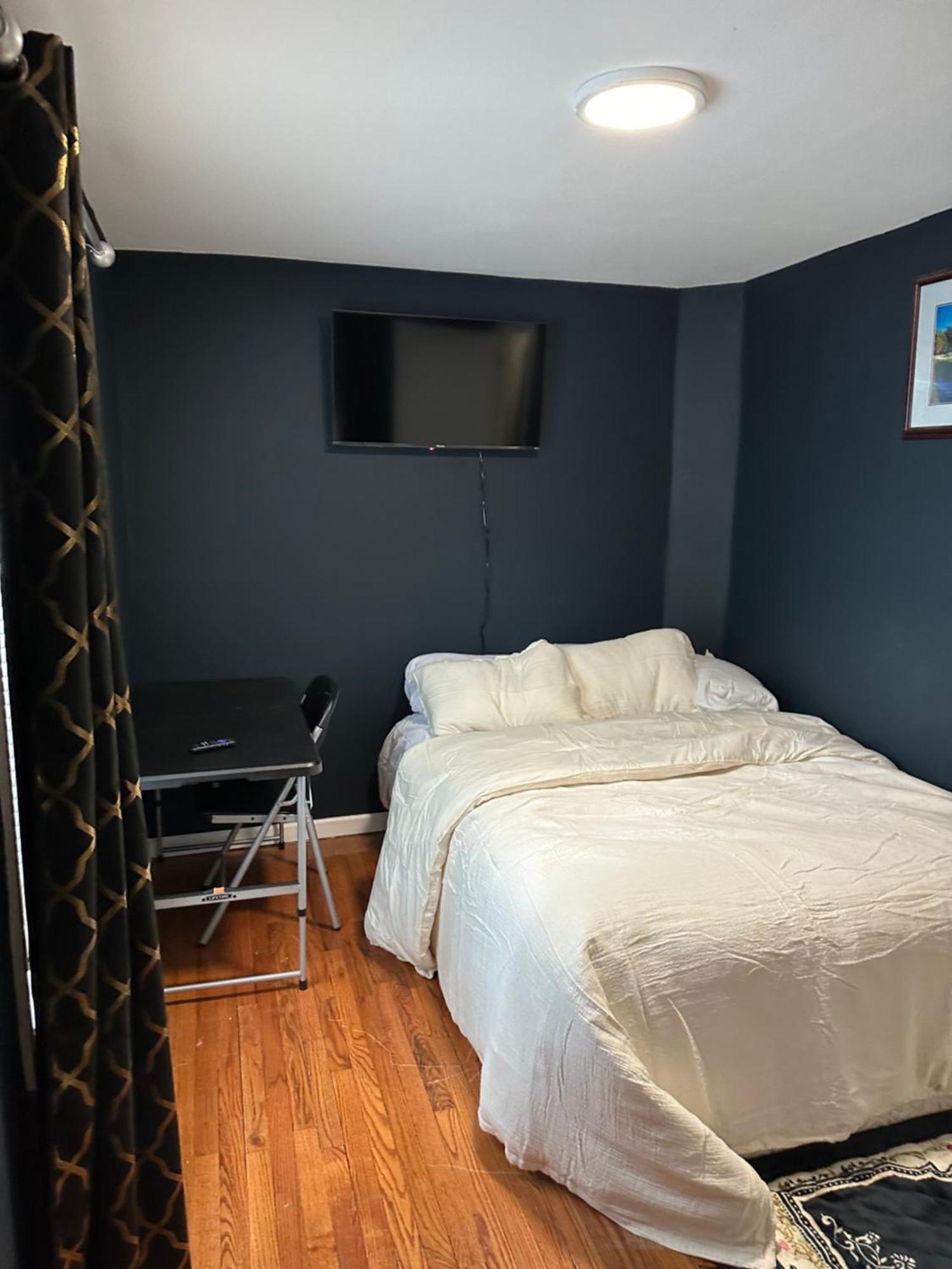 Fidelia Crystal Room, Queen Bed Minutes From Newark Liberty International Airport And Newark Penn Station Ирвингтон Экстерьер фото