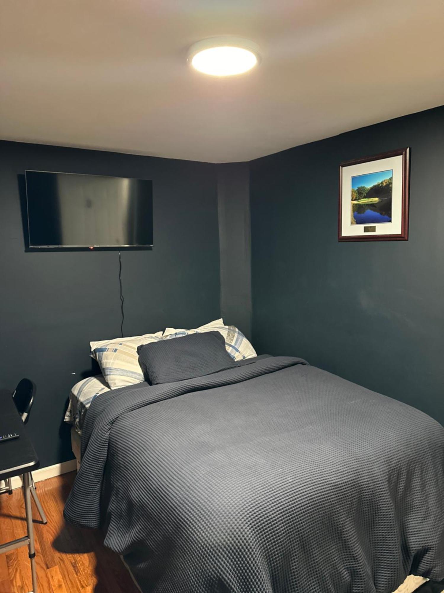 Fidelia Crystal Room, Queen Bed Minutes From Newark Liberty International Airport And Newark Penn Station Ирвингтон Экстерьер фото